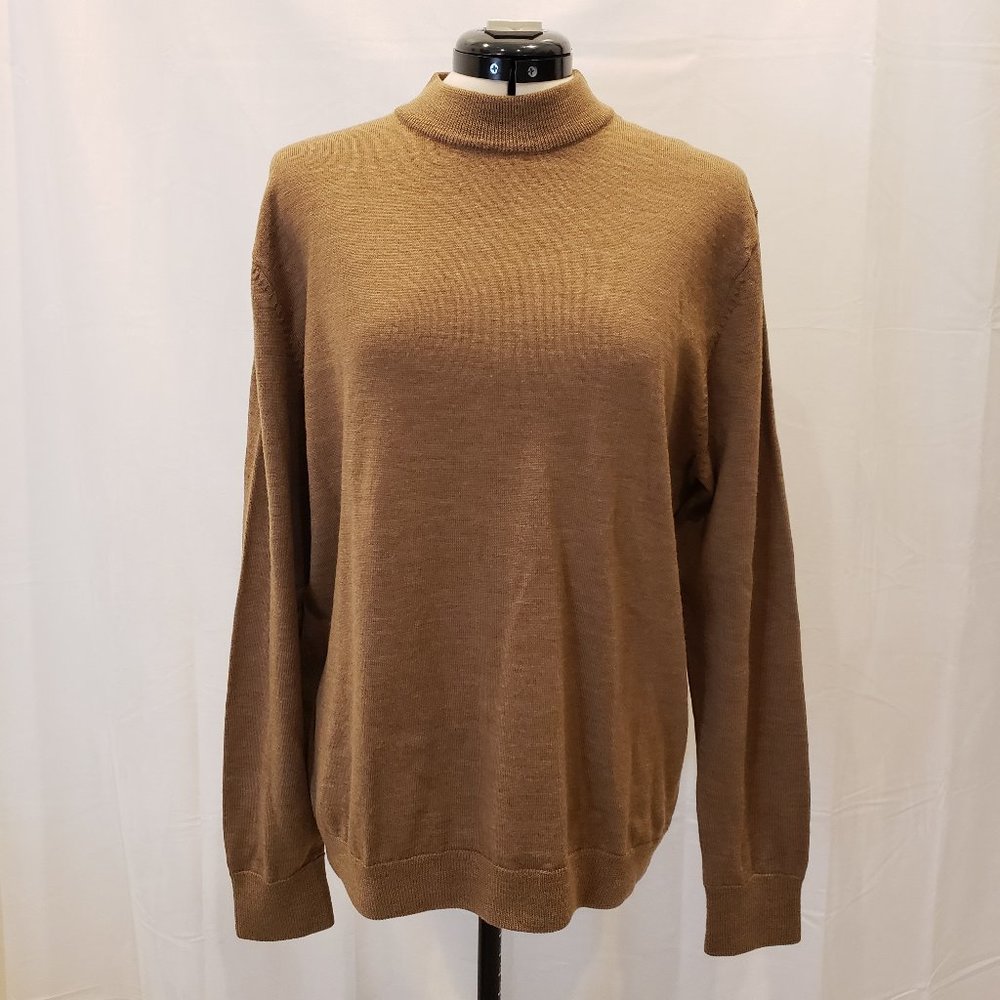 W.H. Belk Sportswear Merino Wool Long Sleeve Mock Turtleneck Tan Sweater Size L